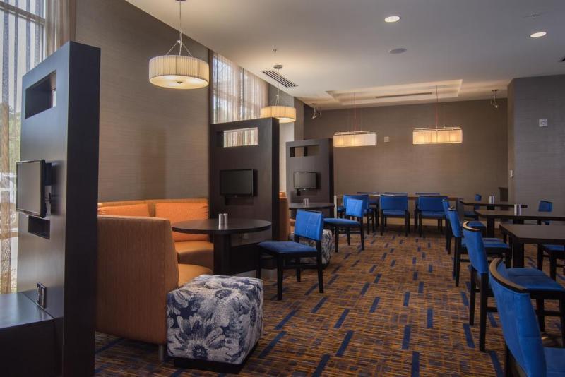 Courtyard By Marriott Raleigh-Durham Airport/Brier Creek Hotel Kültér fotó